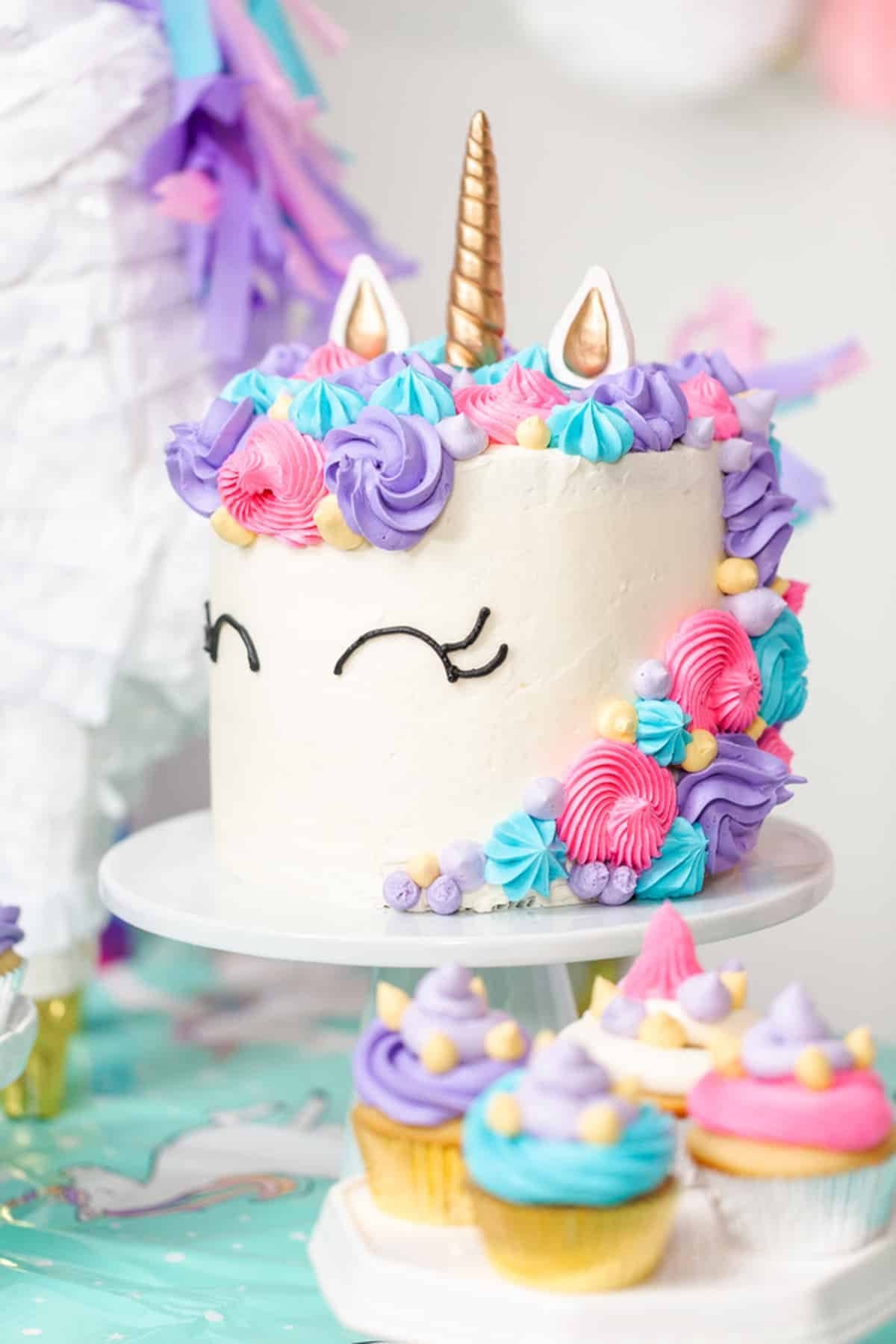 Decorated designer cakes from our Lahore bakery